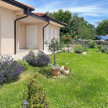 Holiday home Family House - Art Presika - Labin Old Town